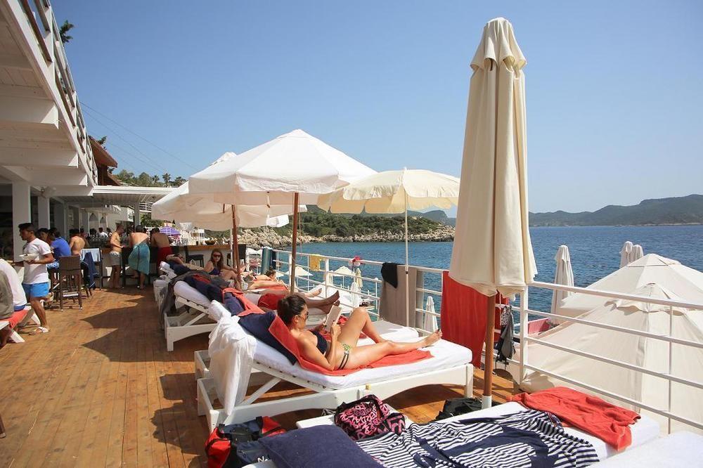 Nur Beach Hotel كاس المظهر الخارجي الصورة